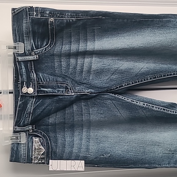 Vanity Sasha Curvy Boot Cut Jeans - Picture 2 of 7